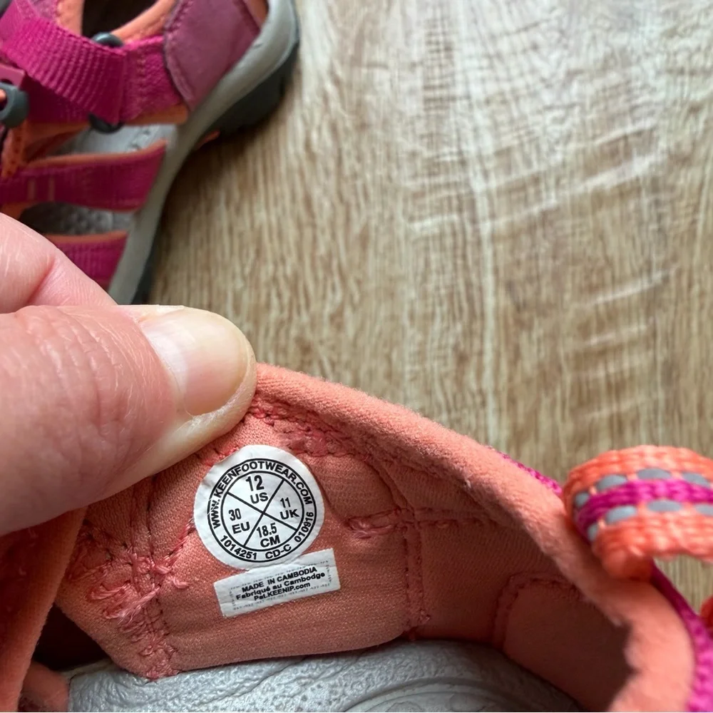 Kids Pink Outdoor Sandals with Grey Toe - Brand Unknown